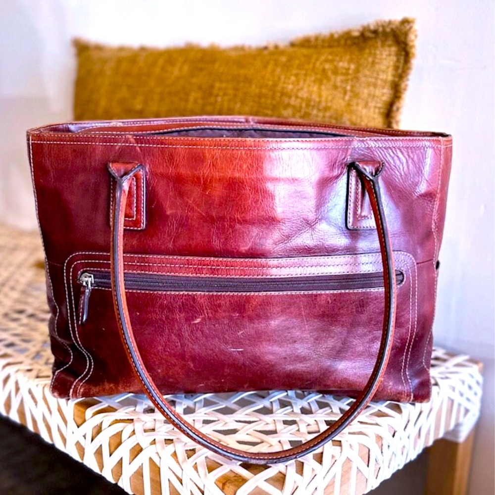 The Vintage Fossil Leather Patina Laptop in Cogniac